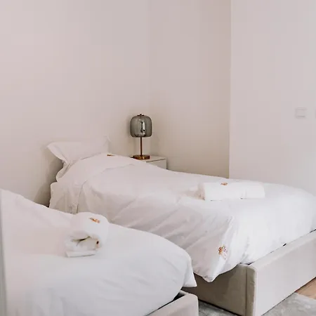Quinta Dos Sincais Bed & Breakfast 3*