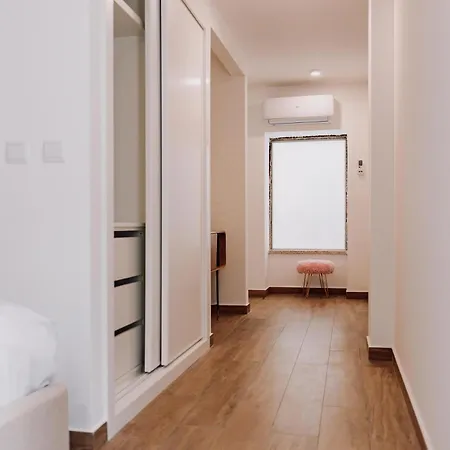 Quinta Dos Sincais Bed & Breakfast 3*