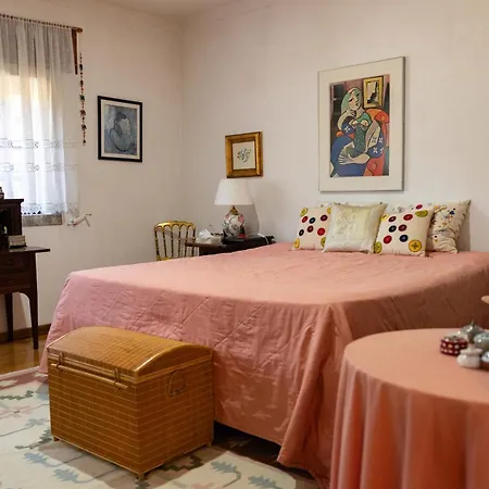 Quinta Dos Sincais Bed & Breakfast 3*