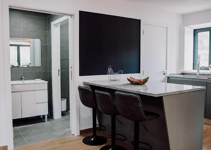 Quinta Dos Sinçais Couette-café Guarda